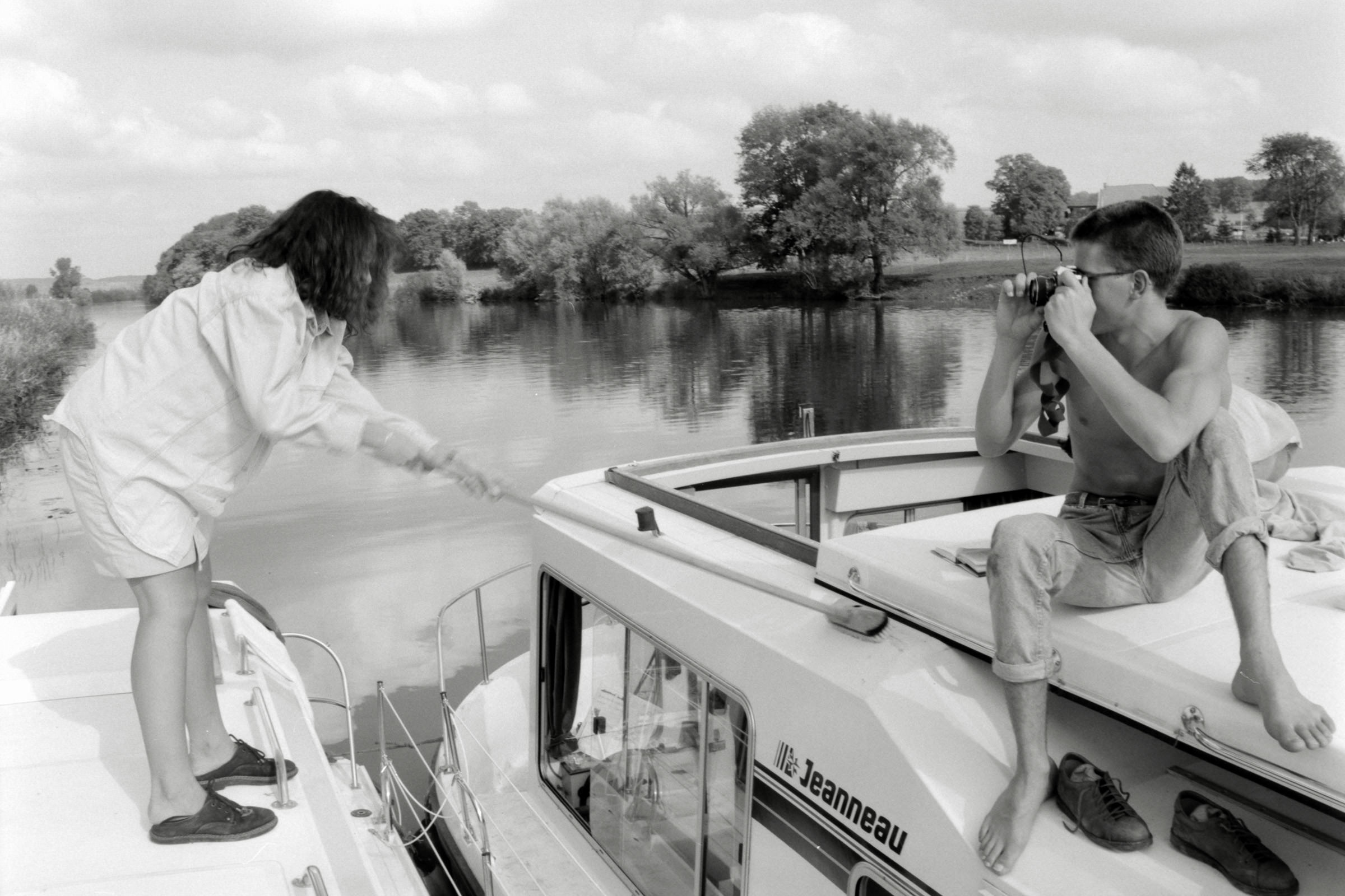 AHP F1990 09 006 sc250506 img13 NLP